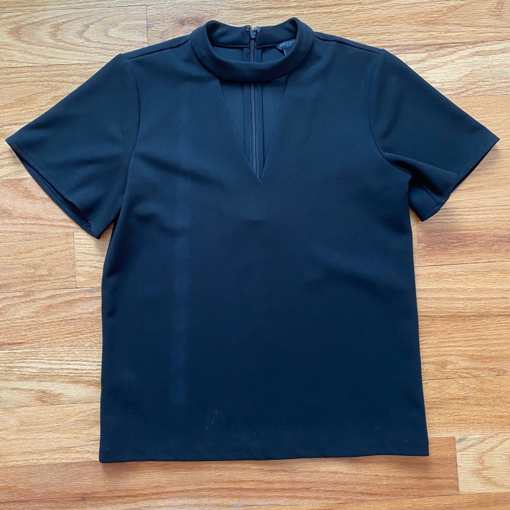 Ann Taylor black keyhole shirt XSP